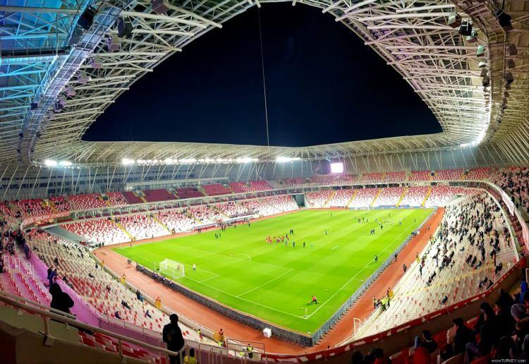 <p><strong>12- Sivasspor Yeni 4 Eylül Stadı</strong></p>
<p> </p>
<p>Kapasite: 27.734<br />
Toplam Seyirci: 20.744<br />
Seyirci Ortalaması: 5.186</p>