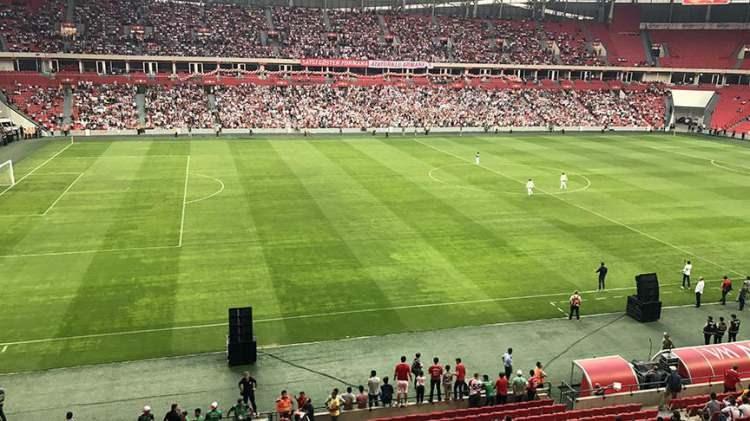 <p><strong>4- Samsun Yeni 19 Mayıs Stadyumu</strong></p>
<p> </p>
<p>Kapasite: 33.919</p>
<p>Toplam Seyirci: 55.692</p>
<p>Seyirci Ortalaması: 13.923</p>