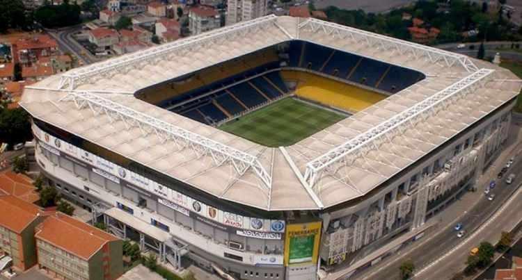<p><strong>2- Fenerbahçe Ülker Stadyumu</strong></p>
<p> </p>
<p>Kapasite: 47.544<br />
Toplam Seyirci: 120.993<br />
Seyirci Ortalaması: 40.331</p>
