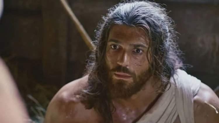 Cannes'de Türk oyuncular arasında skandal olay! Can Yaman'a bardak fırlatıldı