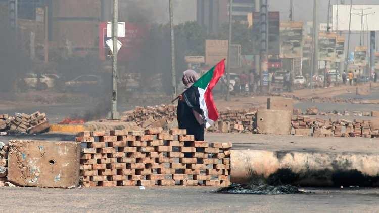 <p><span style="color:#B22222"><strong>9)  SUDAN</strong></span></p>
