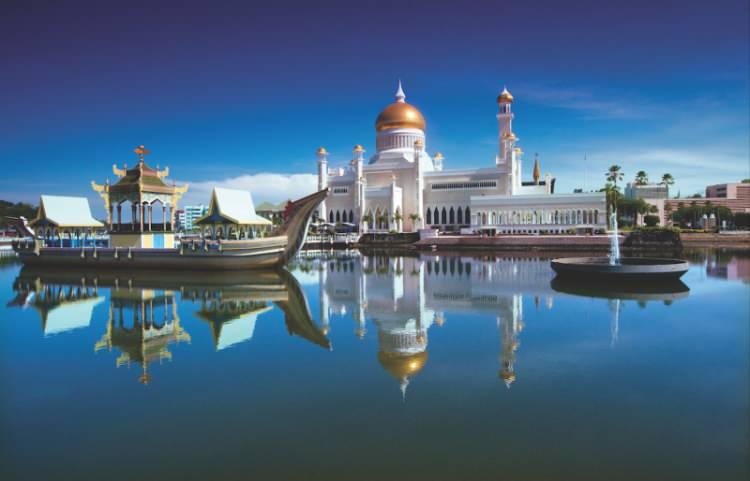 <p><strong><span style="color:#B22222">14) BRUNEİ (Asyada bi̇r ülke) </span> | 72.610 DOLAR</strong></p>
<p> </p>