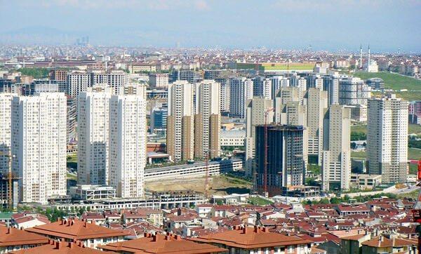 <p>Gayrimenkul uzmanı Mustafa Hakan Özelmacıklı ise İstanbul'da en çok tercih edilen  5 lokasyonu açıkladı.</p>
