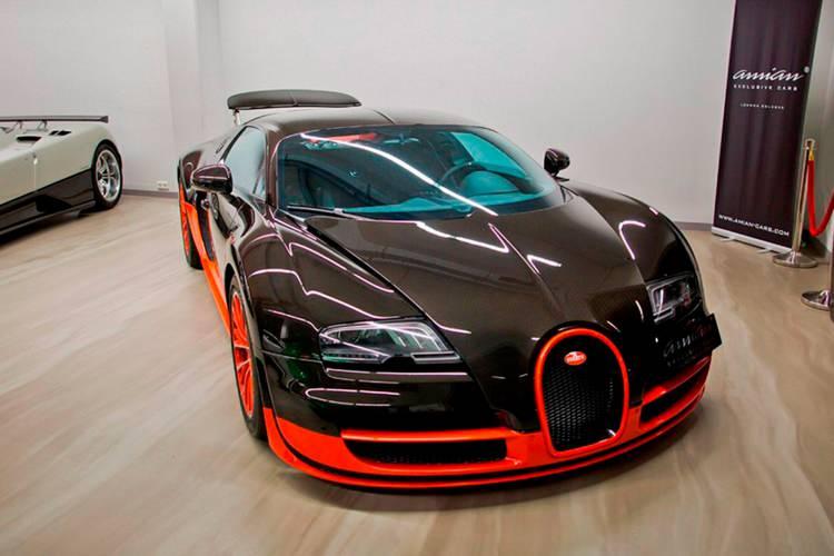 <p><strong><span style="color:#B22222">8) BUGATTI VEYRON SUPER SPORT</span> | 430 KM/S</strong></p>