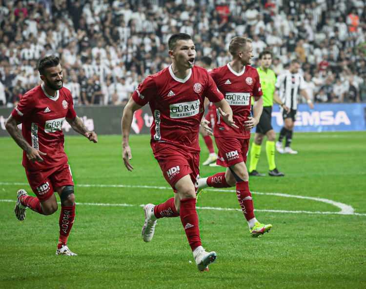 <p>Braian Samudio (Antalyaspor) | 4 go</p>
