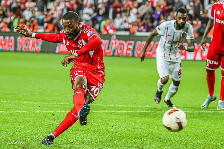 <p>Jules Olivier Ntcham (Samsunspor) | 4 gol</p>
