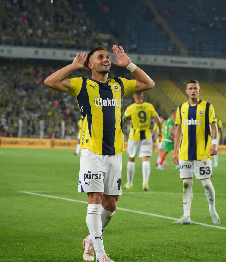 <p>Dusan Tadic (Fenerbahçe) | 5 gol</p>
