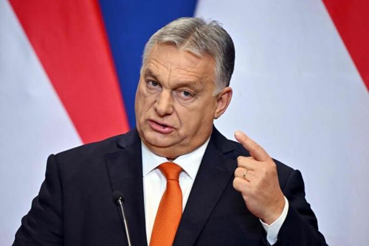 <p><strong><span style="color:#B22222">VİKTOR ORBAN </span> | 14 YIL</strong></p>
<p> </p>
<p><strong>| Macaristan Başbakanı</strong></p>