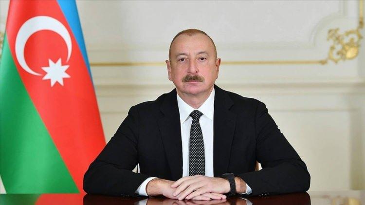 <p><strong><span style="color:#B22222">İLHAM ALIYEV </span> | 20 YIL</strong></p>
<p> </p>
<p><strong>| Azerbaycan Cumhurbaşkanı</strong></p>