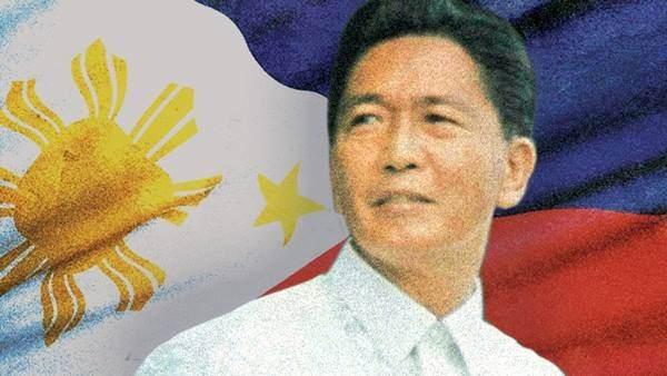 <p><strong><span style="color:#B22222">FERDINAND MARCOS</span> | 21 YIL</strong></p>
<p> </p>
<p><strong>| Eski Filipinler Devlet Başkan</strong></p>