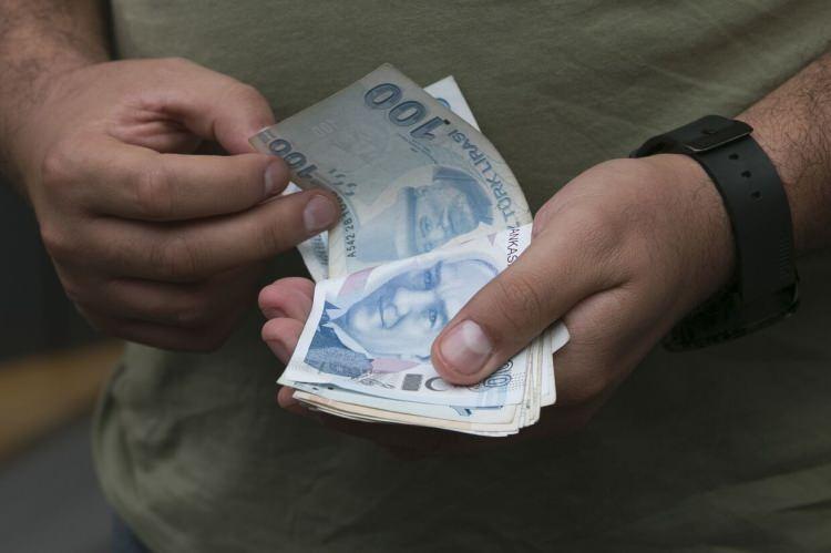 <p>GÜBİS üzerinden toplatma kararı çıkarılan bir ürünü daha önce alan vatandaşların ise ürünü aldıkları yere giderek iade edebilme hakkı bulunuyor. Ürünü iade eden vatandaşlar kurumdan para iadesini talep edebilir ya da başka bir ürünle değişebilirler. </p>