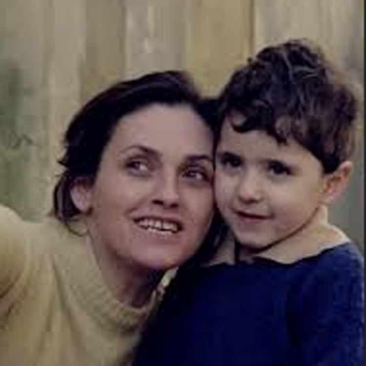 <p>Bu sırada İnci (Nur Sürer) ismindeki bir diğer mahkûmla kurduğu arkadaşlığın anlatıldığı film Antalya Altın Portakal Film Festivali Jüri Özel Ödülü'ne layık görülmüştü.</p>