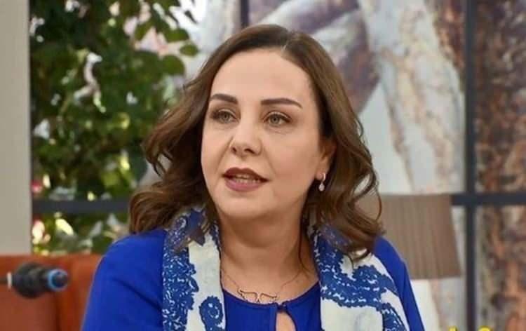 <p>Dilligil, 90'lı yıllara damga vuran Çılgın Bediş dizisinde Mükü karakterine can vermişti.</p>
<p> </p>