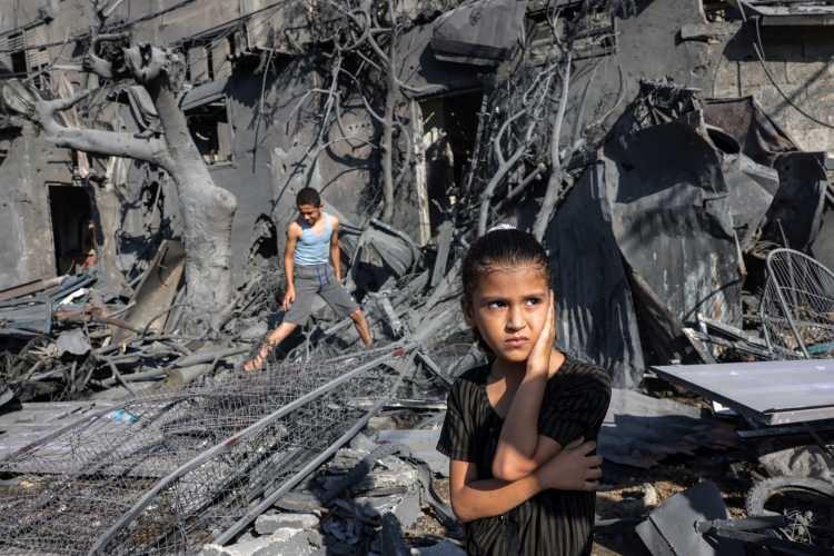 <p>Raporda Türkiye-İsrail ilişkilerinin 7 Ekim 2023'te Gazze Şeridi'ne yönelik saldırıların başlamasından bu yana "belirgin şekilde bozulduğu" ifade edilerek, Mayıs 2024'te İsrail'le ticaret ilişkilerinin sona erdirildiği anımsatıldı.</p>
