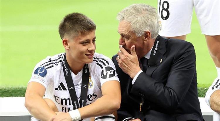 <p>Diğer yandan Real Madrid'de istediği süreleri almakta zorlanan Arda Güler'in son maçlarda neden oynamadığı ile ilgili <strong>The Athletic'ten Guillermo Rai </strong>çarpıcı detaylar paylaştı.</p>
