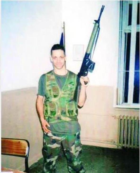 <p><strong>KAAN TANGÖZE</strong></p>
