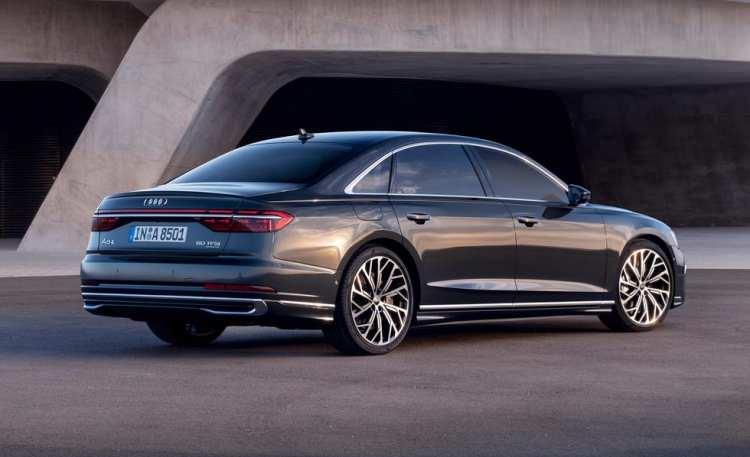 <p><strong>AUDİ A8L</strong></p>
<p> </p>
<p>Zırh kaplaması, güvenli iletişim ve hız için yüksek performanslı bir motor dahil olmak üzere gelişmiş güvenlik özelliklerine sahiptir.</p>