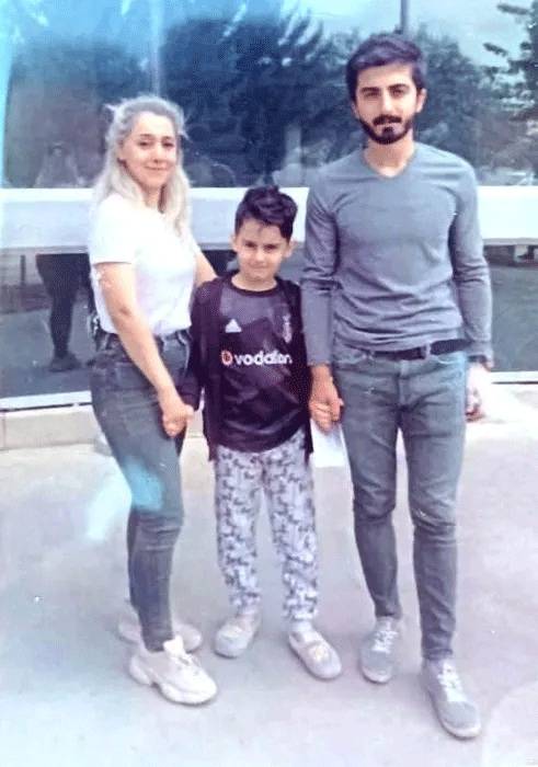 <p>Bu paylaşım ise cinayet saati olduğu ileri sürüldü.</p>
<p> </p>