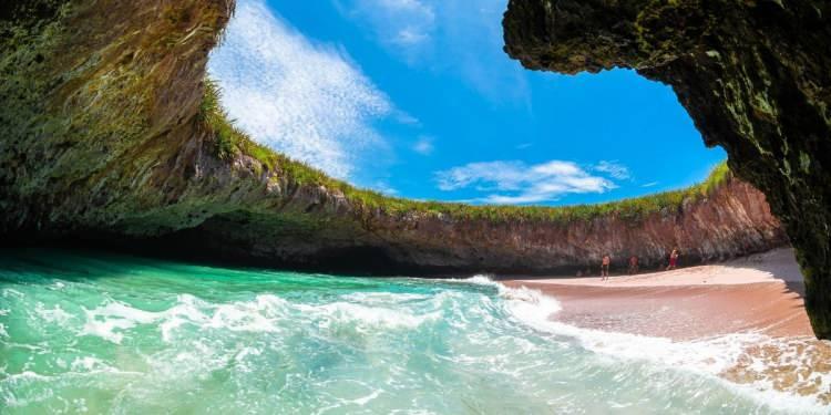 <p><strong>Riviera Nayarit / Meksika</strong></p>