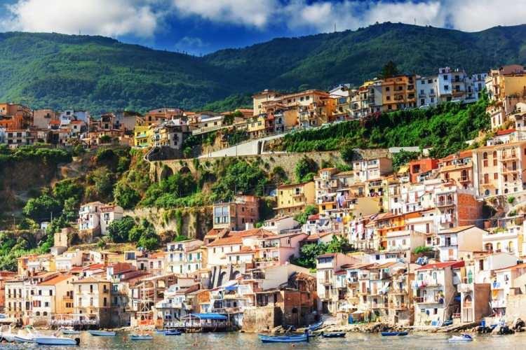 <p><strong>Calabria / İtalya</strong></p>