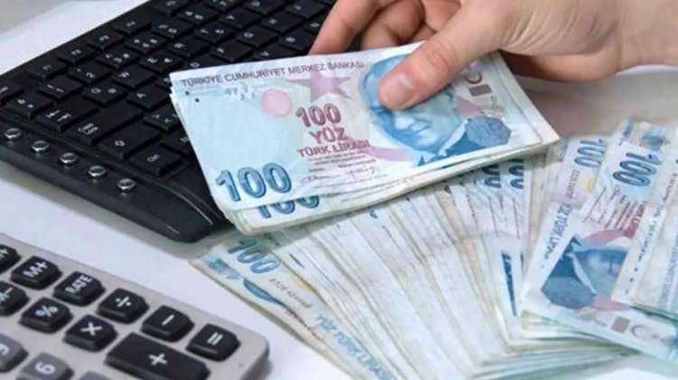 <p><strong>EMEKLİ MAAŞ HESABI NASIL YAPILIYOR?</strong></p>
<p> </p>
<p><strong>- Üç dönem için aylık bağlama oranları</strong></p>
<p><strong>- Önceki yılın güncelleme katsayısı</strong></p>
<p><strong>- Önceki yılın enflasyon oranı</strong></p>
<p><strong>-Önceki yıl büyümenin yüzde 30'u</strong></p>
<p><strong>-İçinde bulunulan yılın enflasyon artışları</strong></p>