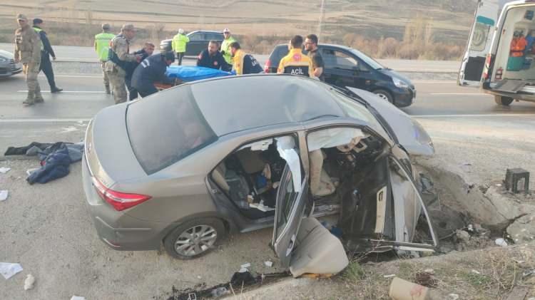 <p>Alınan bilgiye g&ouml;re, kaza saat 14.00 sularında Aşkale il&ccedil;esi yakınlarında meydana geldi.</p>
