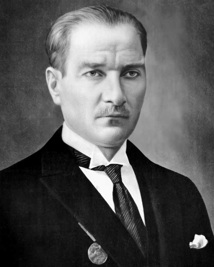 <p>Türkiye Cumhuriyeti'nin ilk Cumhurbaşkanı Mustafa Kemal Atatürk. (Arşiv-01.03.1924)</p>
