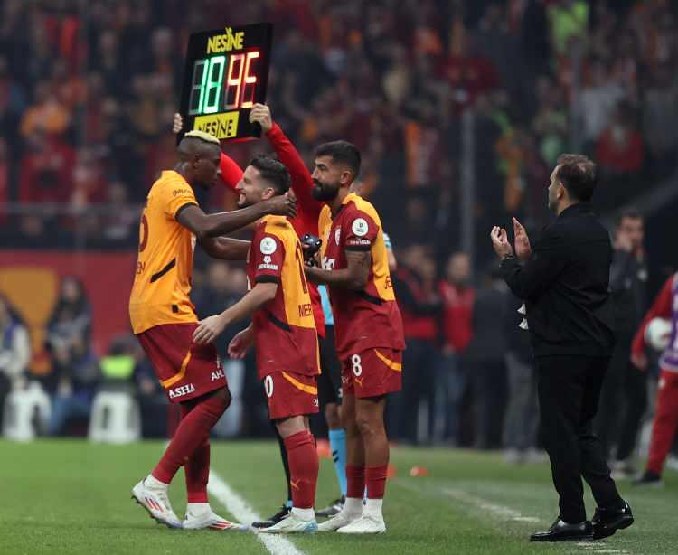 <p>UEFA Avrupa Ligi'nin 4. karşılaşmasında Tottenham ile zorlu mücadeleye çıkacak olan temsilcimiz Galatasaray, karşılaşmadan <strong>3 puan</strong> alarak Avrupa Ligi'nde ilerlemek istiyor. </p>
<p> </p>