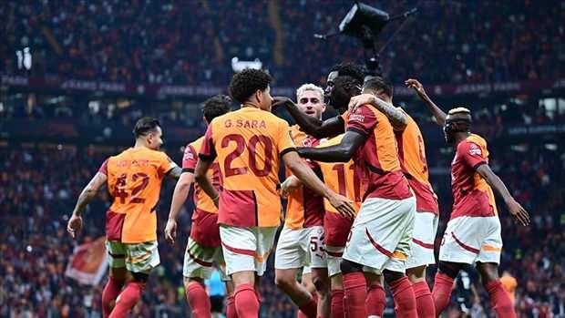 <p>Günay, Kaan, Sanchez, Abdülkerim, Barış Alper, Yunus, Torreira, Gabriel Sara, Mertens, Icardi, Osimhen. </p>
<p></p>