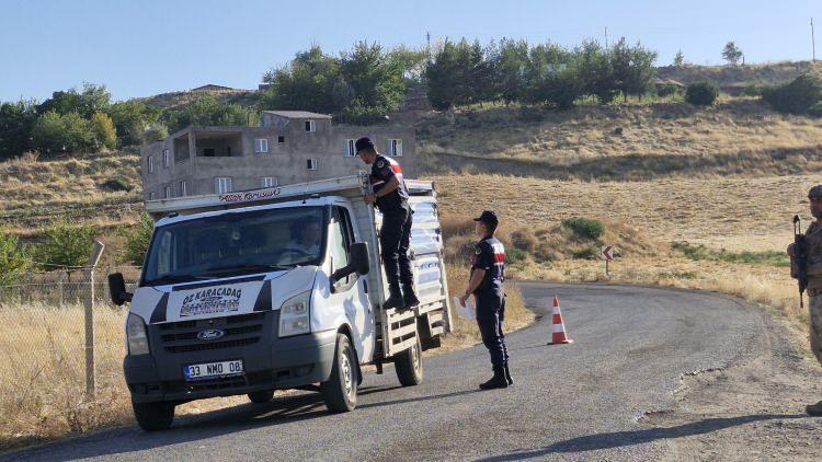<p><em><strong>"Başta vardı. Bu olay olmadan 10-15 gün, 10 gün önce, benimle onun arasında olan araba ticaretinde, zaten kesinlikle diyordu ki 'Kesinlikle kabul etmiyorum, vermeyeceğim bu parayı' diyordu. Şahitler var, çağırmışım onları. Yine yarısını bana, yarısını ona verdi. Ama orada biraz kekeledi. Ben orada kekelemesiyle dalga geçtim. O, onun inadına yaptı."</strong></em></p>
<p> </p>