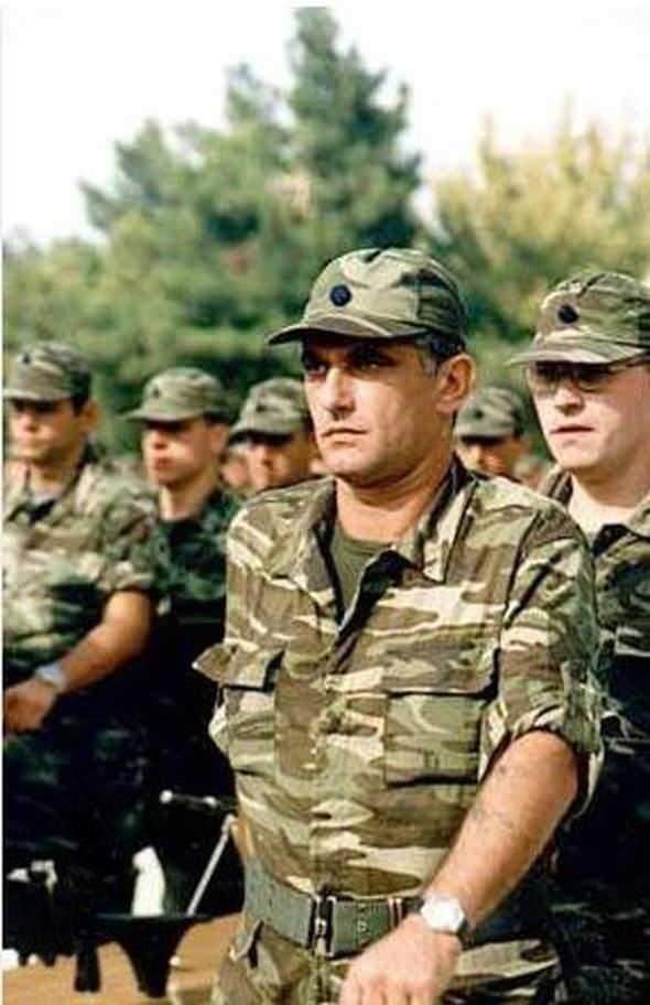 <p><strong>KENAN KALAV</strong></p>
