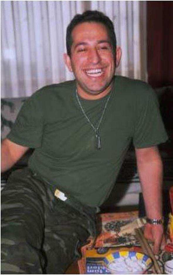 <p><strong>CEM YILMAZ</strong></p>
