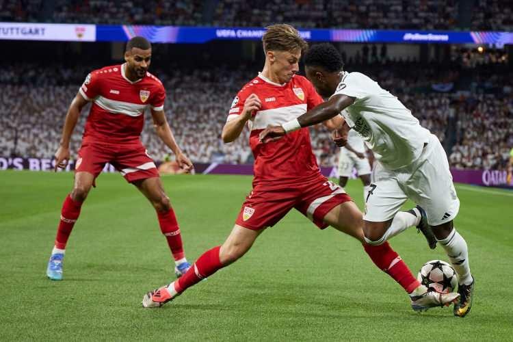<p>Vinicius'un bu olaylar karşısında çok etkilendiği ve Suudi Arabistan'dan gelen çılgın teklifin kafasını karıştırdığı belirtildi.</p>