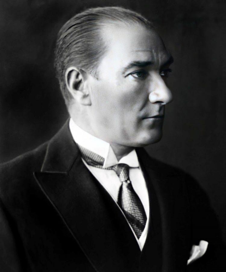 <p>Türkiye Cumhuriyeti'nin ilk Cumhurbaşkanı Mustafa Kemal Atatürk. (Arşiv-01.01.1928)</p>
