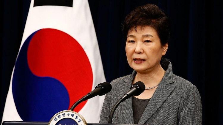 <p><strong><span style="color:#B22222">PARK GEUN-HYE</span> | A</strong></p>
<p> </p>
<p><strong>Eski Güney Kore Başkanı</strong></p>