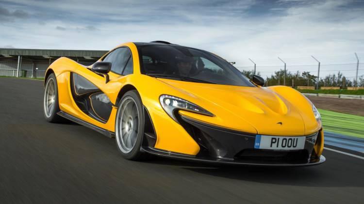 <p><span style="color:#B22222"><strong>McLaren P1</strong></span></p>
<p> </p>
<p>Mclaren P1 döneminde dünyanın en hızlı otomobillerinden biriydi. Araacın maksimum hızı 349 km/sa.</p>