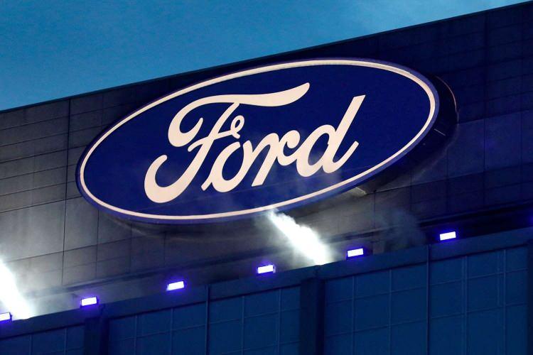 <p><span style="color:#B22222"><strong>FORD ARAÇLARI</strong></span></p>