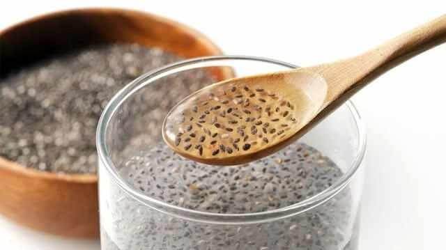 <p>Peki, chia tohumlu suyun faydaları gerçekten bilimsel olarak kanıtlanmış mı? İşte chia tohumlu suyun vücuda sağladığı önemli yararlar!</p>
