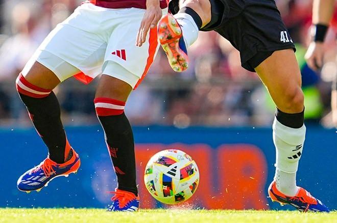 <p>İsviçre merkezli ünlü Uluslarası Spor Çalışmaları Merkezi <strong>CIES</strong>, yayımladığı raporda, dünyanın en değerli <strong>21 yaş altı 100 futbolcu</strong>sunu açıkladı.<br />
<br />
Bu 100 futbolcu içinde 5 Türk futbolcu yer aldı.</p>
<p> </p>