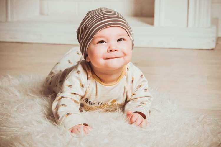 <p><span style="color:#800080"><em><strong>İŞTE EN POPÜLER ERKEK BEBEK İSİMLERİ:</strong></em></span></p>

<p> </p>
