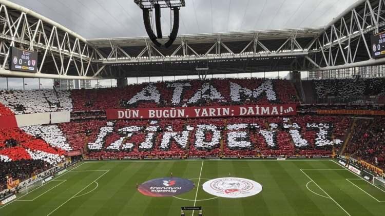 <p>Ortaya çıkan bu görüntüler sosyal medyada büyük bir beğeni topladı.</p>