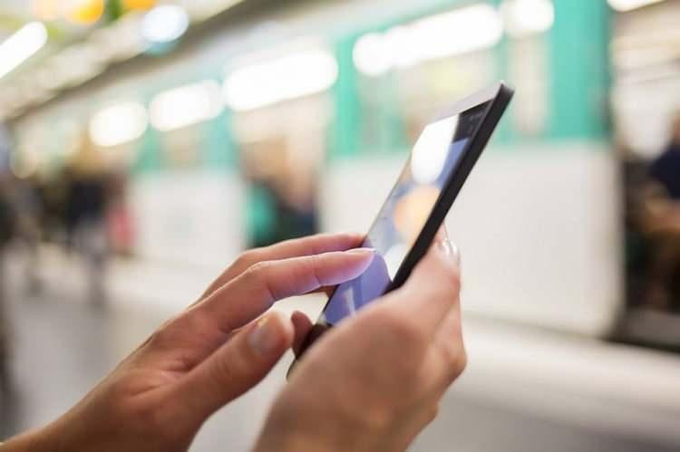 <p>Öte yandan IMEI kayıt ücretinin seneler içindeki yükselişi ise dikkat çekiyor. Donanımhaber'de yer alan bilgiye göre, 2015 yılında kayıt ücreti 131 TL’ydi. Dolayısıyla 10 yıl içinde IMEI kayıt ücreti tam yüzde 34.719 oranında artmış oldu.</p>
<p> </p>