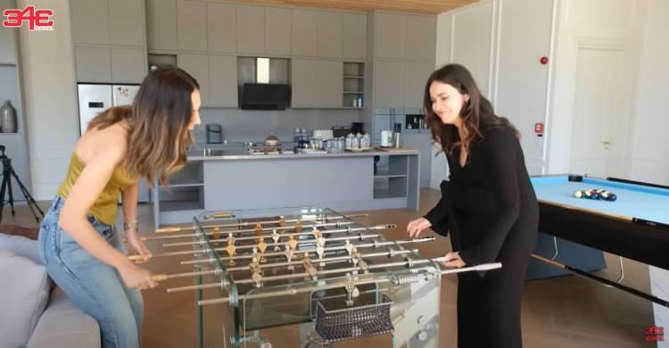 <p>Özil çiftinin evindeki langırt ve bilardo masası dikkat çekiyor. Mesut Özil, bazı zamanlar arkadaşlarıyla burada oyun oynayarak vakit geçirirmiş.</p>