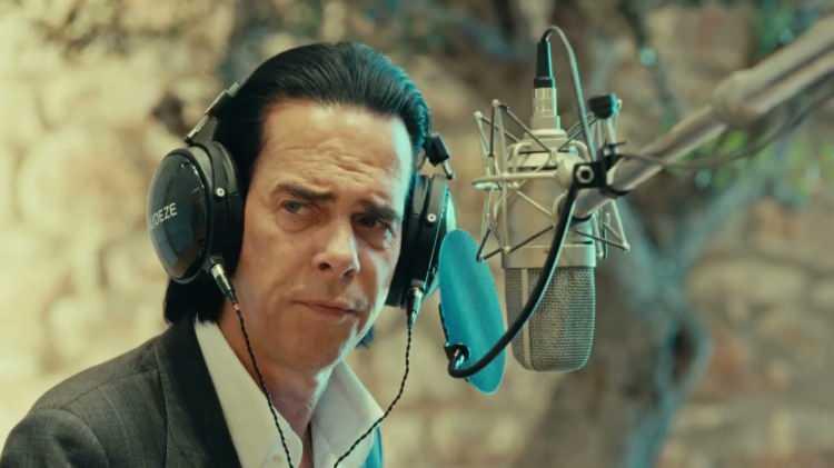 <p><strong>EN İYİ ALTERNATİF MÜZİK ALBÜMÜ</strong></p>

<p>“Wild God” – Nick Cave & the Bad Seeds</p>

<p>“Charm” – Clairo</p>

<p>“The Collective” – Kim Gordon</p>

<p>“What Now” – Brittany Howard</p>

<p>“All Born Screaming” – St. Vincent</p>
