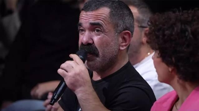 <p>"SETE GİTMEDİM ÖLDÜ SANDILAR"</p>
<p>Eser Yenenler'in programına seyirci olarak katılan Özmol, sosyal medyada ortaya atılan "Çaycı Hüseyin öldü" iddiasının nasıl ortaya çıktığını ilk kez anlattı.</p>
<p> </p>