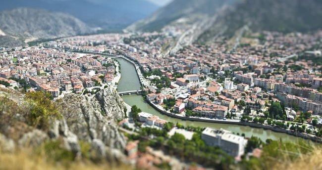 <p>Amasya- Amaseia:</p>
<p> </p>
<p>Yunan tarihçilerine göre Amasya, ismini Amaseia adındaki Amazon kraliçesinden almıştır.</p>
<p> </p>