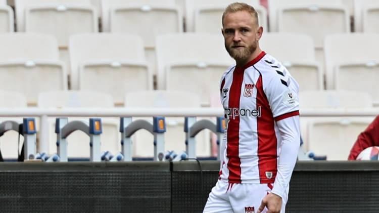 <p>9- Alex Pritchard | Sivasspor | 3 asist (8 maçta)</p>