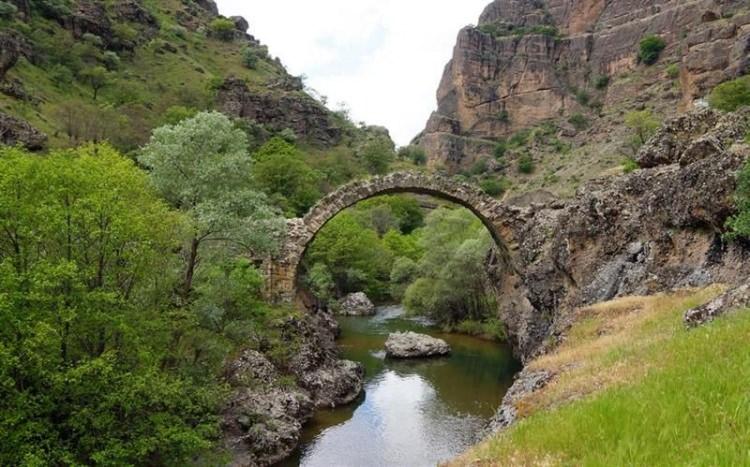 <p><span style="color:#0000CD"><strong>MALATYA / ARAPGİR</strong></span></p>