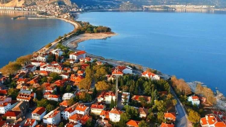 <p><span style="color:#0000CD"><strong>ISPARTA / EĞİRDİR</strong></span></p>
