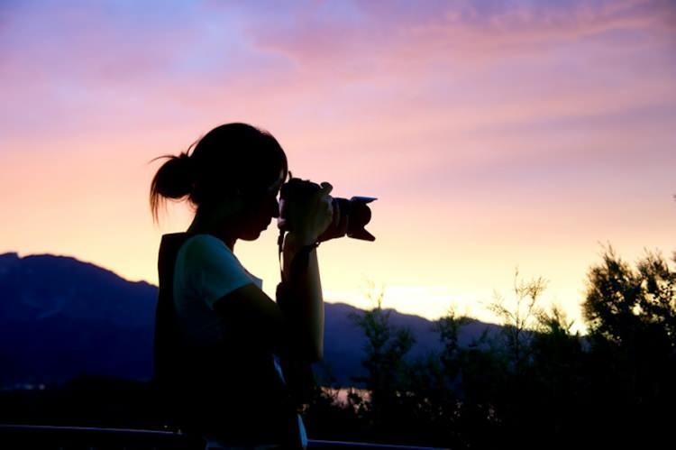<p>15- Fotoğraf çekmek</p>
